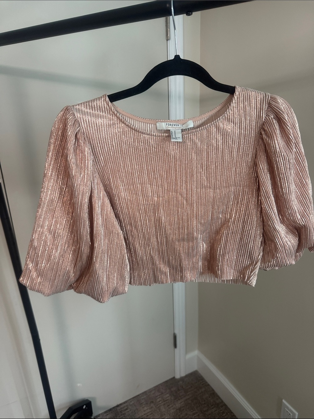 Forever 21 Rose Gold Pleated Puff Sleeve Crop Top